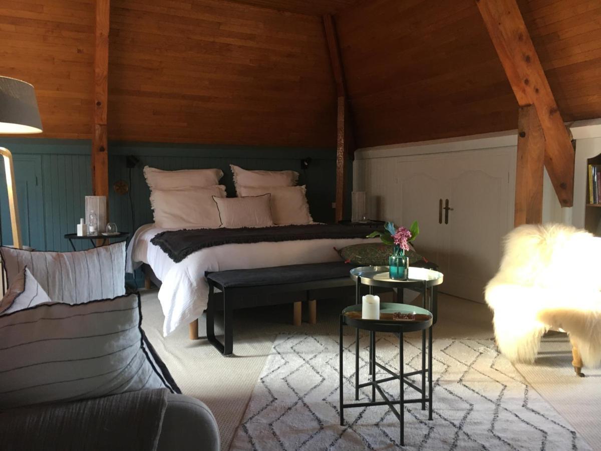 לינה וארוחת בוקר דום Chambre De Madel מראה חיצוני תמונה